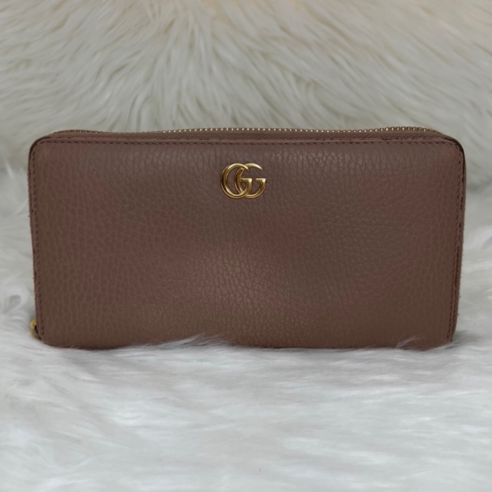 Gucci GG Zipped Long Wallet